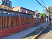 Casa Habitación esquina con potencial para local Comercial