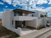 CASA HELENA EN PUNTA ARENA NORPONIENTE