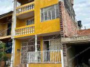 Casa hemosa “Increíble Oportunidad en Apulo: 3 Pisos, 4...