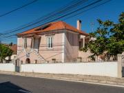 Casa Histórica com Vistas para o Palácio da Pena em Sintra