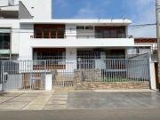 Casa ideal para consultorios médicos