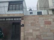 Casa ideal para empresas con excelente conectividad en...
