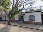 Casa ideal para inversionistas con excelente ubicación...