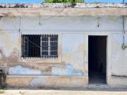 Casa ideal para remodelar en venta ubicada en el centro...