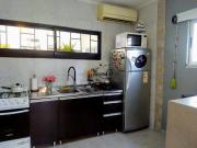 CASA IMPECABLE, COMODA A UNA CUADRA DE AV. GALICIA SANTA FE