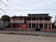 Casa IMPONENTE, QUINCHO, PILETA y PARRILLA, Bº SANTA...