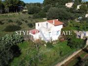 Casa in campagna con terreno zona Cugni Siracusa