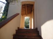 Casa in pietra con terreno in vendita a Apiro