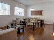 Casa independente com 3 quartos à venda, 300 m² por R$...