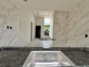 Casa independente com quintal em Rio das Ostras