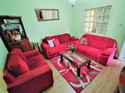 CASA Á VENDA NO SANTA MÔNICA