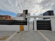 Casa Independiente cerca de la Playa de San Juan Costa...