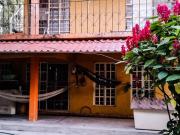 CASA INDEPENDIENTE CON ALBERCA