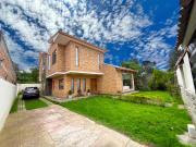 Casa independiente con amplio terreno en San Joaquín | 3...