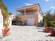 Casa Independiente con apartamentos