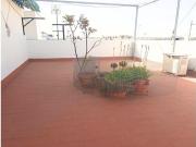 CASA INDEPENDIENTE CON GARAJE CERCANA AL CENTRO DE...