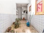 CASA INDEPENDIENTE CON LOCAL COMERCIAL