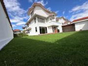 Casa independiente de venta sector la armenia con cuatro...