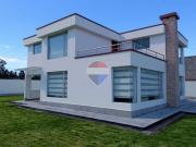 Casa independiente en venta en San Jose de Ayora