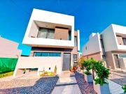 Casa indepte a mts del Barrio Don Carlos