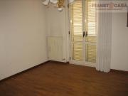 Casa indipendente 10 vani 435mq