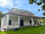 Casa indipendente 5 vani 220mq