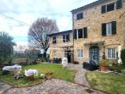 Casa indipendente 5 vani 225mq