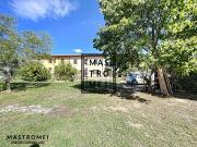 Casa indipendente 5 vani 300mq