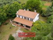 Casa Indipendente 7 vani 285mq