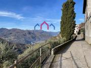 Casa indipendente 8 vani 215mq