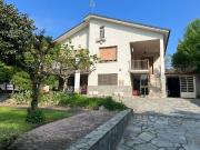 Casa Indipendente 8 vani 250mq