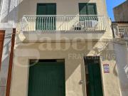 Casa indipendente con box a Avola