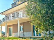 Casa indipendente con giardino a Monsampolo del Tronto