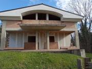 Casa indipendente con giardino a Montevarchi