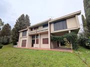 Casa indipendente con giardino a Terni