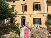 Casa indipendente con giardino a Terricciola
