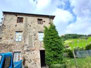 Casa indipendente con giardino, Capannori castelvecchio