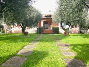 Villa con giardino, Carrara marina di