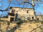 Casa indipendente con giardino in c.da piane maglierici...