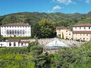 Casa indipendente con giardino in per matraia 22, Capannori