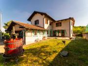 Casa indipendente con giardino in regione vigne 5,...