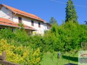 Casa indipendente con giardino in sp49 18, Sassello