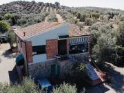 Casa indipendente con giardino in strada provinciale...