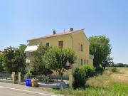 Casa indipendente con giardino in strada ugozzolo, Parma