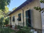 Casa indipendente con giardino in via bondano 22, Massa