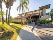 Casa indipendente con giardino in via cristoforo colombo...