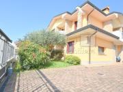 Casa indipendente con giardino in via negrin 13,...