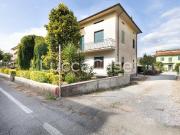 Casa indipendente con giardino, Lucca san pietro a vico