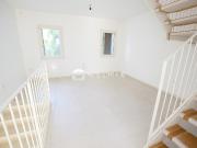 Casa indipendente con terrazzo a Fonte