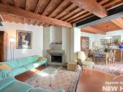 Casa indipendente con terrazzo, Calci la corte